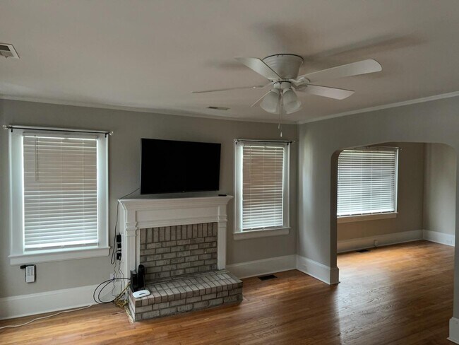 Living Room - 109 S 17th St