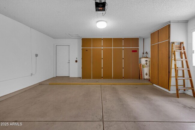 Building Photo - 14126 W Pennystone Dr