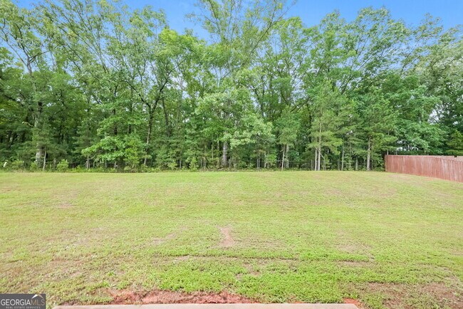 Building Photo - 592 Joneus Dr
