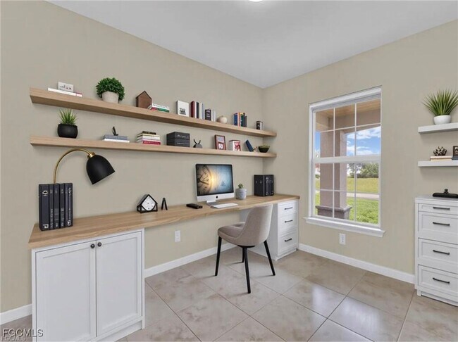 Building Photo - 1700 NE 5th Pl