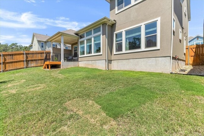 Building Photo - 5820 Harper Park Dr