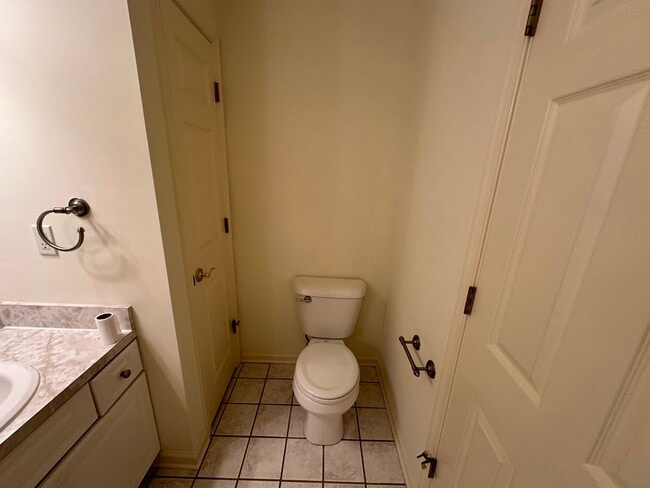 Building Photo - One Level Townhome in Forest