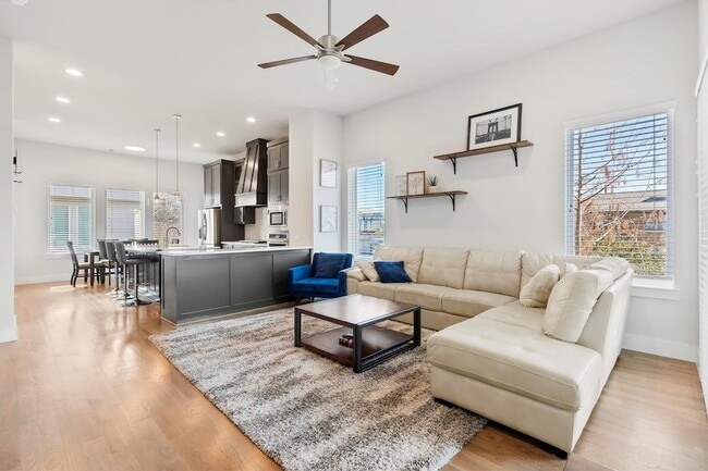 Building Photo - 1103 Lavender Rdg