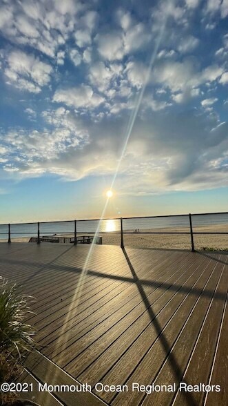 Building Photo - 57-61 Brighton Avenue Unit 303