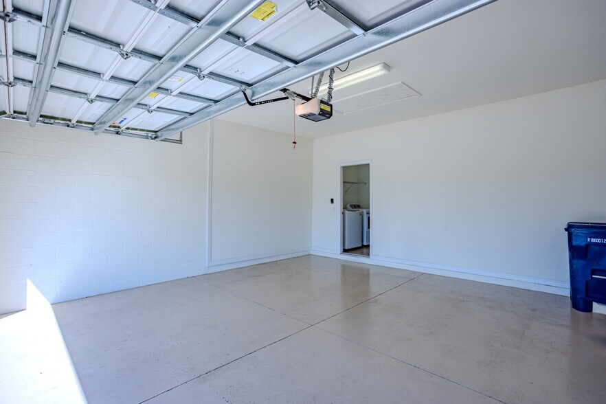 Building Photo - 4602 Royal Dornoch Cir