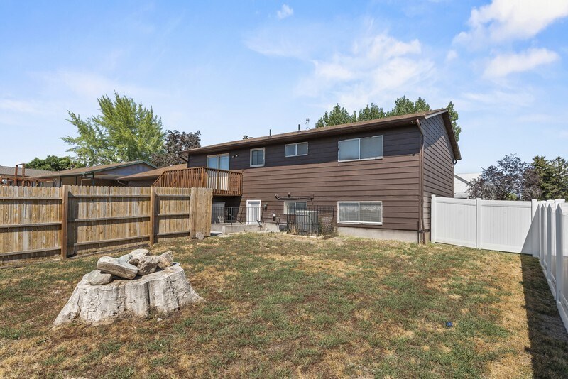 Building Photo - 609 N 1050 W