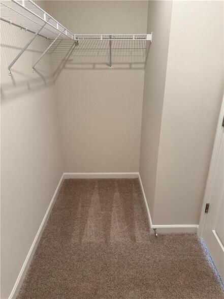 Building Photo - 3669 Willingham Run SW