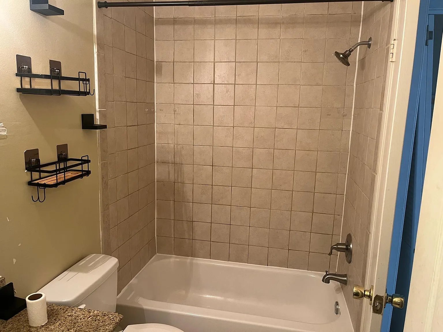 Building Photo - 13102 Wonderland Way