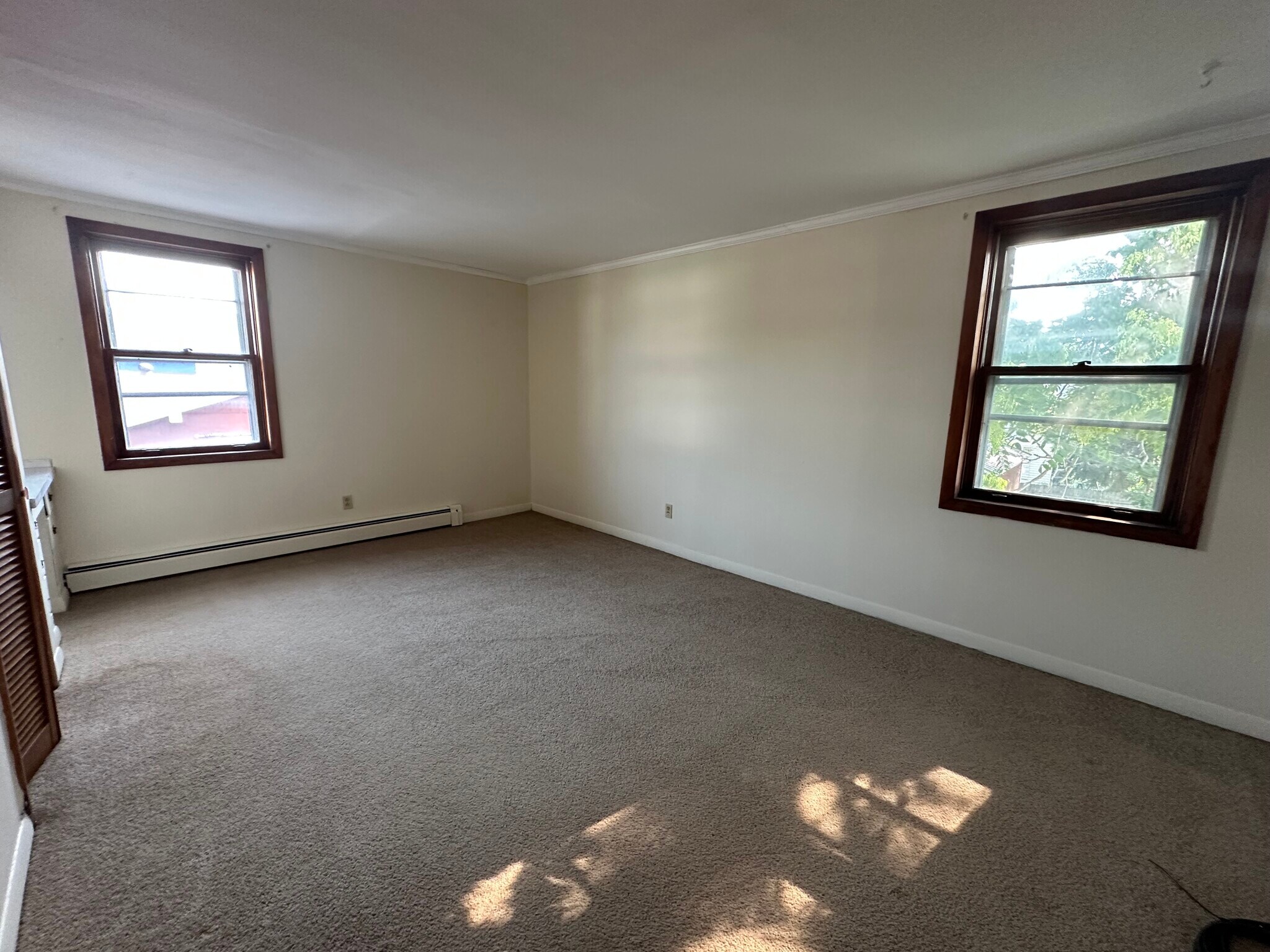 Building Photo - 64 E 5th St