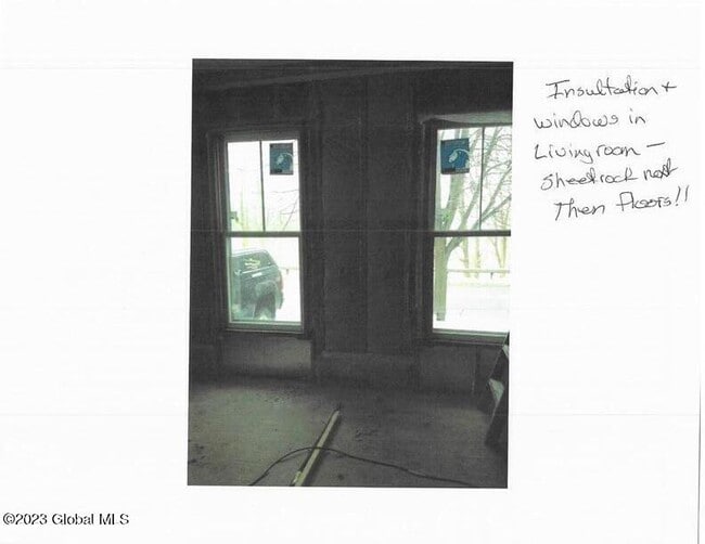 Building Photo - 48 Salem St