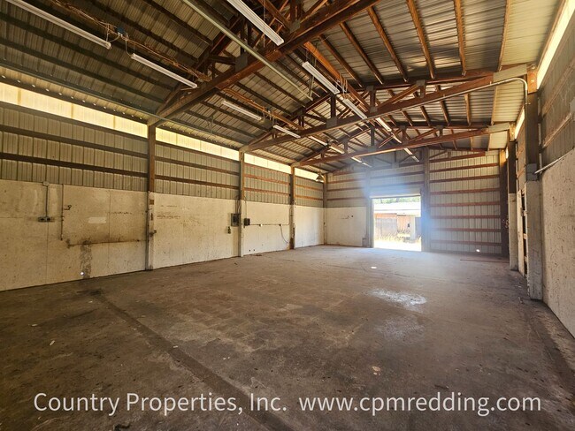 Building Photo - Remodeled Spacious House with Shop on 5 Ac...