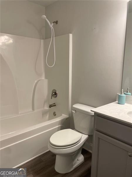 Building Photo - 560 Vandenburg Dr