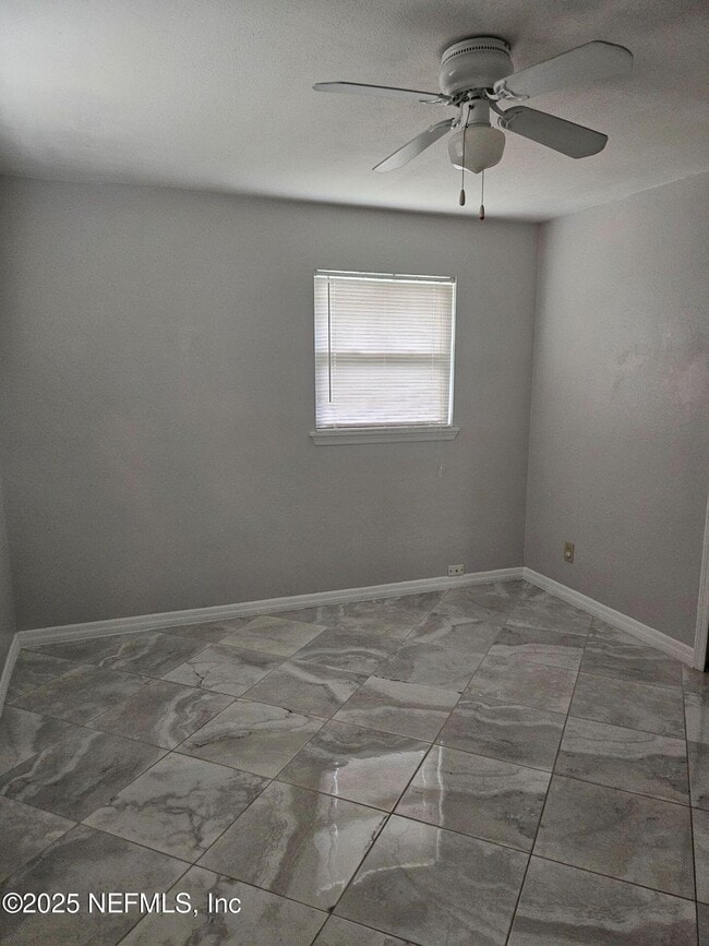 Building Photo - 442 Ameca Ave