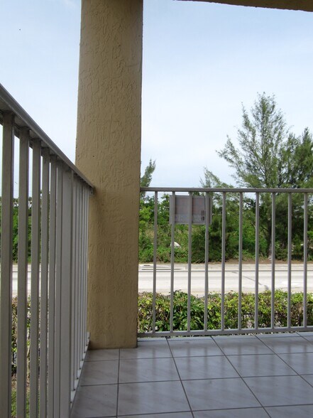 Building Photo - 1180 NW 125th Path