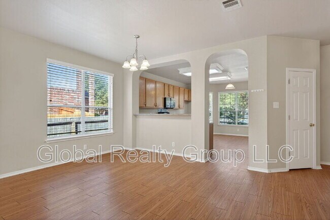 Building Photo - 212 Cloud Crossing