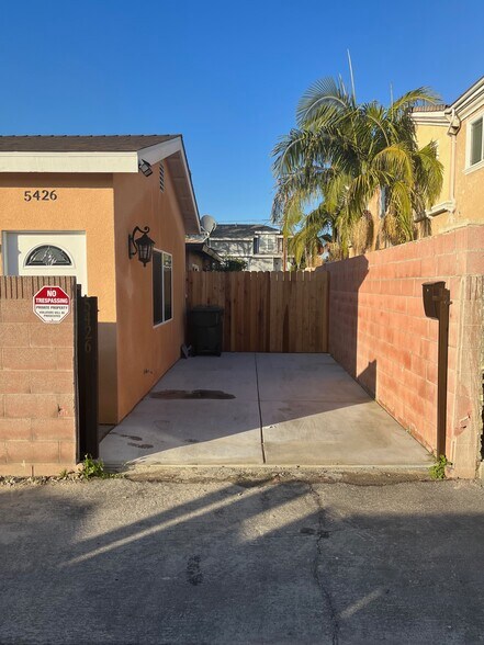 Building Photo - 5426 Camp St