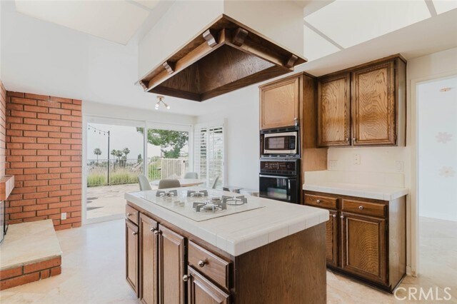 Building Photo - 906 Whitehaven Terrace