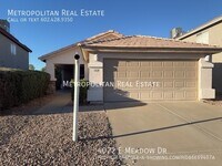 Building Photo - 4022 E Meadow Dr