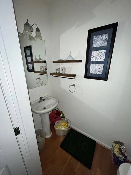 Building Photo - 4461 Riverview Ln