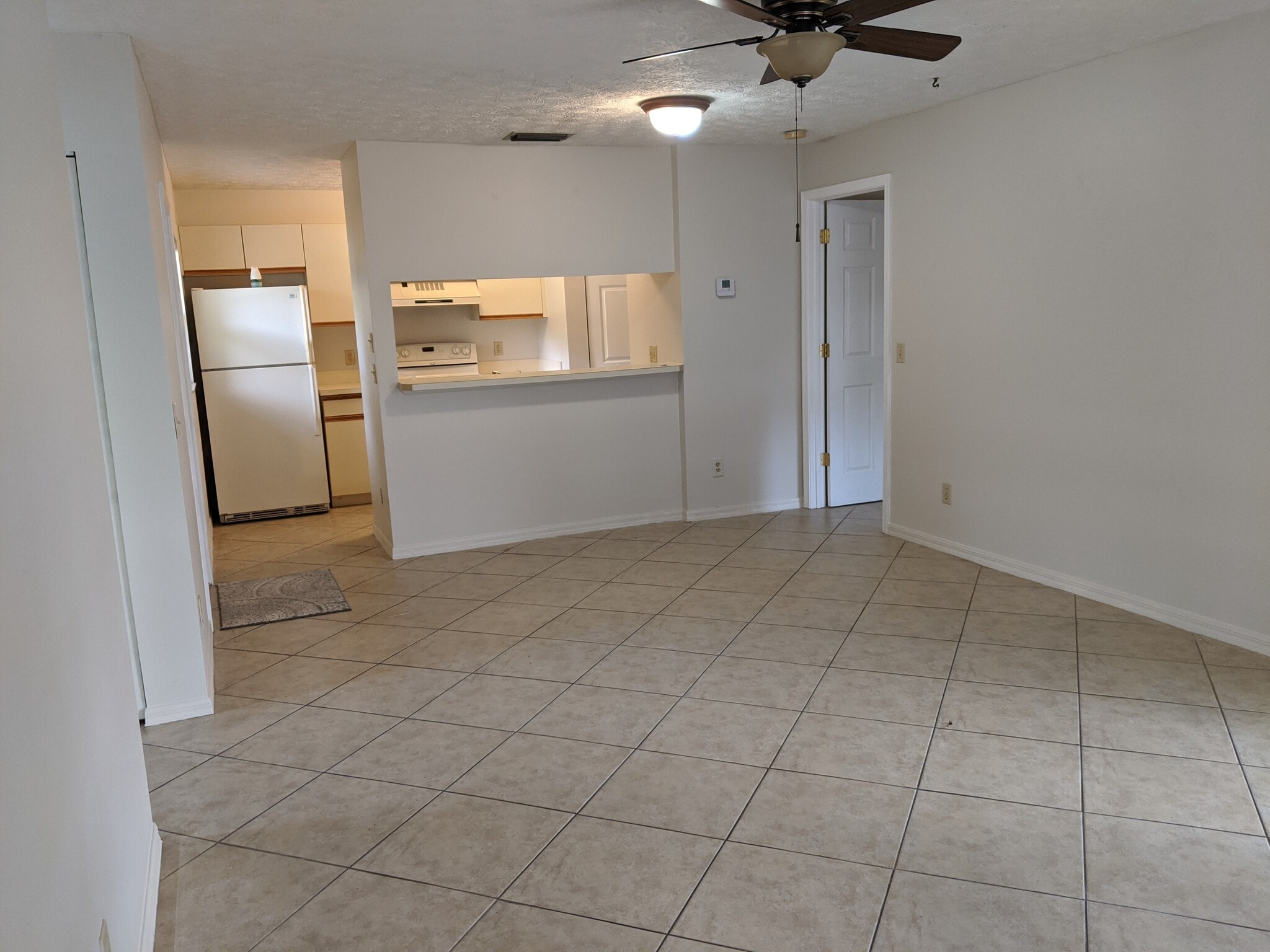 Kitchen - 6533 SE Federal Hwy