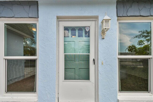 Building Photo - 12237 Eldon Dr