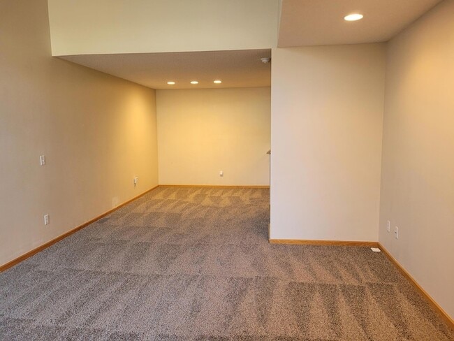 Building Photo - 5187 207th St N