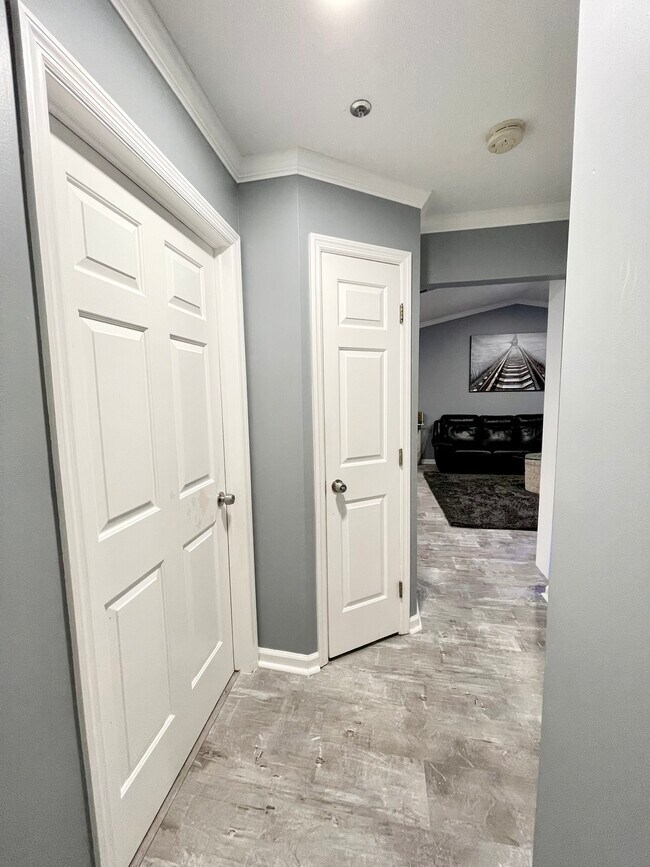 Hallway - 3031 Poplar Creek Dr SE