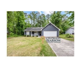 Building Photo - 3BR Ranch in Starr’s Mill District with great backyard!