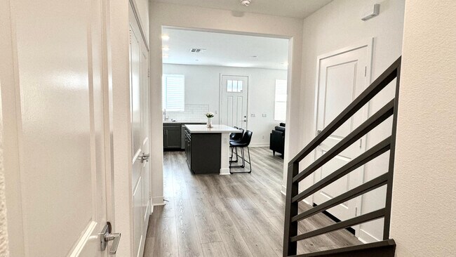 Building Photo - 41389 Penn Dr