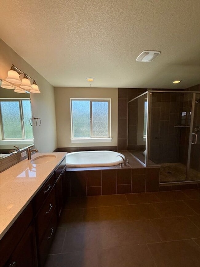 Building Photo - Lovely 3 Bedroom home in Mirada neighborho...