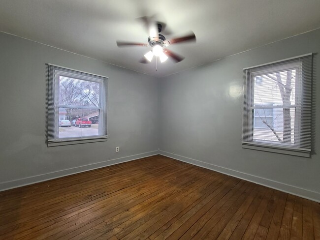 Building Photo - Three Bed One Bath House in Benton Harbor