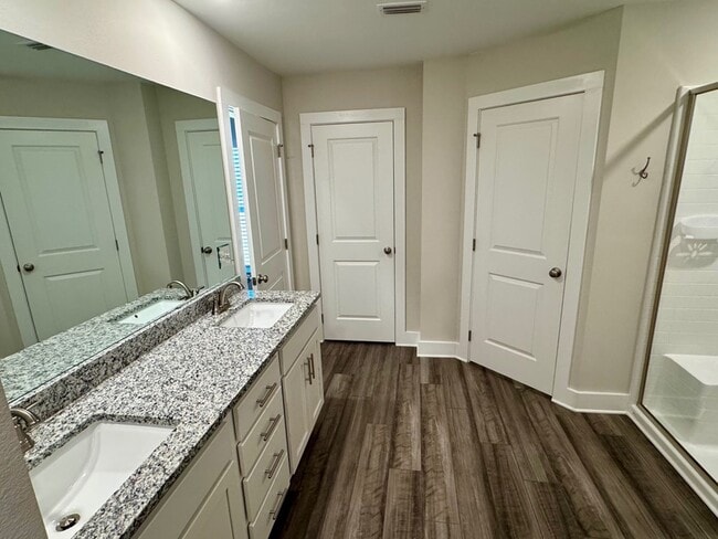 Building Photo - 456 Jones Homestead Rd