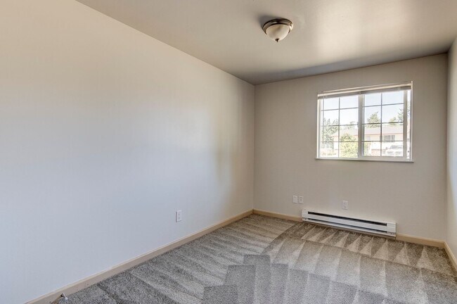 Building Photo - Single Level Pet Friendly Home near Ft. Nu...