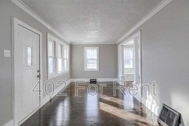 Building Photo - 6046 S 36th St