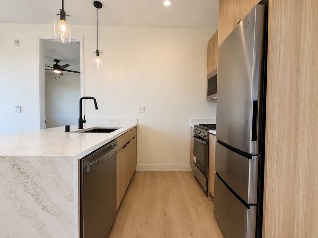 Building Photo - 3873 Boren St