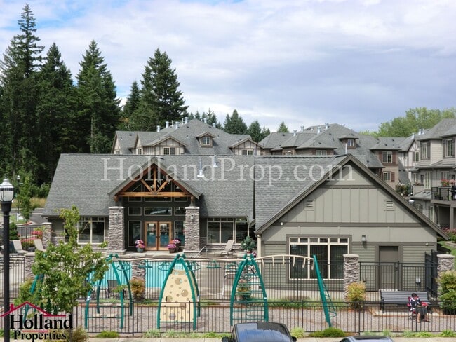 Building Photo - 838 NE Wheelock Pl