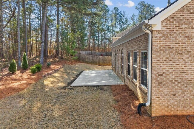 Building Photo - 3329 Rosecliff Trace NE