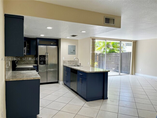 Building Photo - 7015 SW 111th Pl