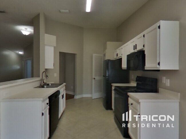 Building Photo - 344 Dijon Dr S