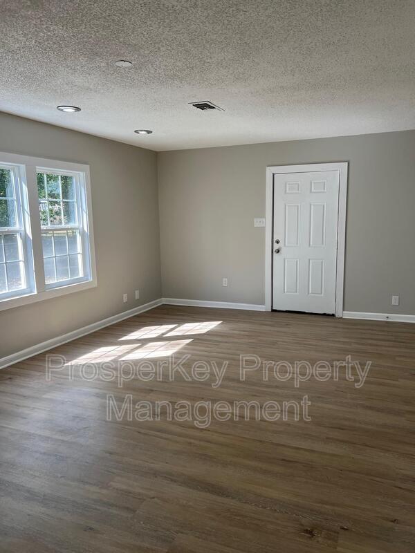 Building Photo - 3407 Flintstone Ct