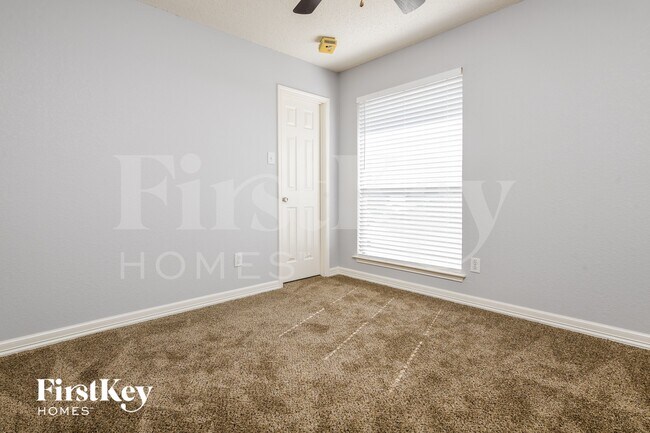 Building Photo - 4909 Lodgepole Ln