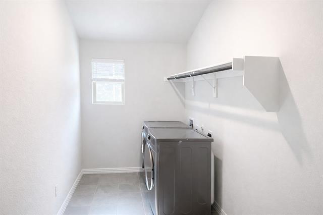 Building Photo - 600 Cedar Springs Dr