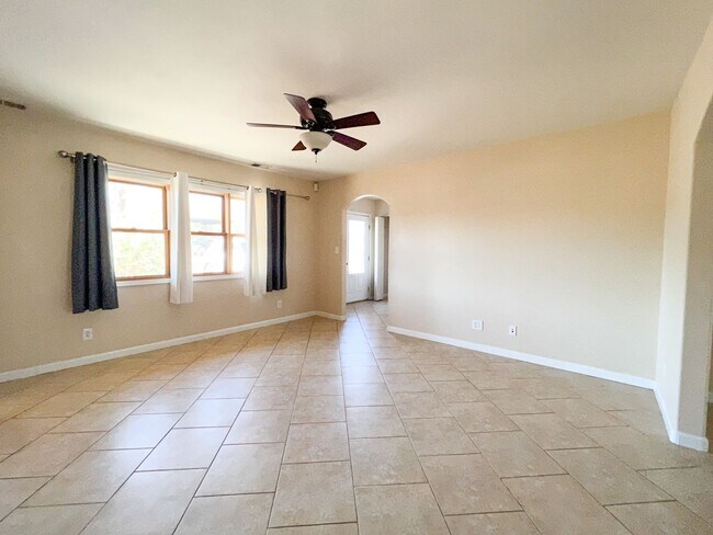 Building Photo - A Beautiful 2 Bedroom Home with Office and 2 Bonus Room