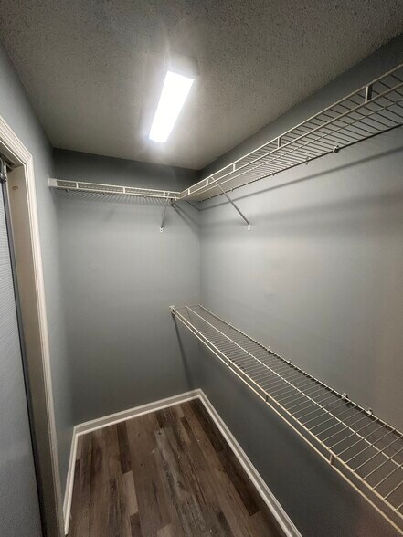 Building Photo - 6370 Harrison Pike