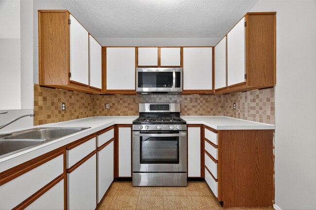 Building Photo - 1107 Pennygent Ln