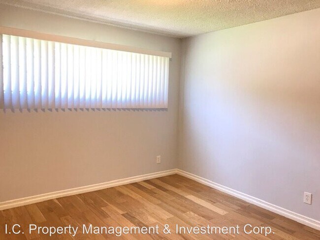Building Photo - 1524-1528 Yosemite Dr