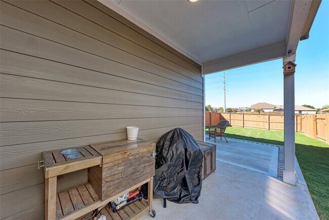 Building Photo - 12112 Scarlet Sleeve Wy