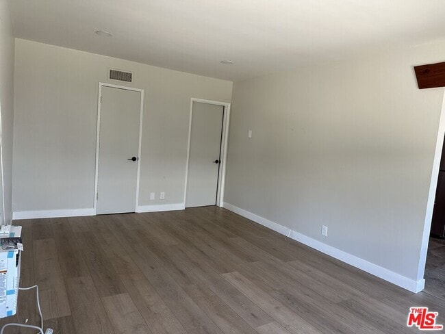 Building Photo - 22525 Del Valle St