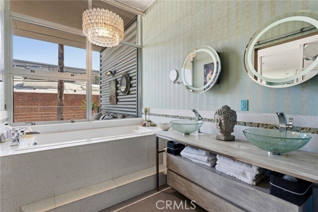 Building Photo - 4080 Glencoe Ave