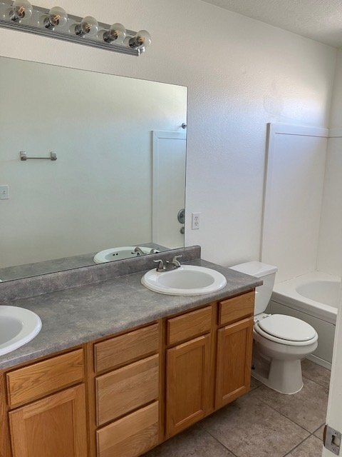 Building Photo - 2426 Orchard Way